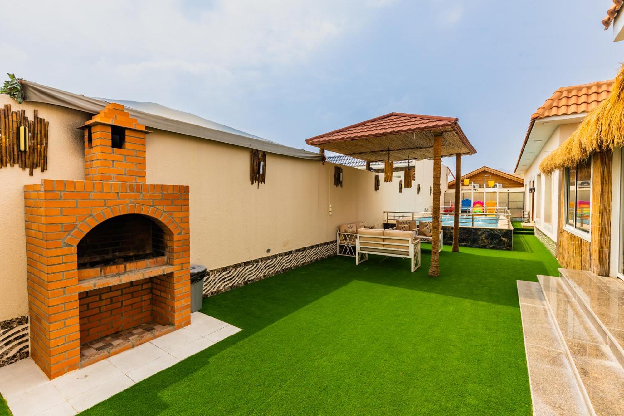 شاليهات الكوخ السويسري وأكوابارك Villa Ash Shishah Eksteriør bilde